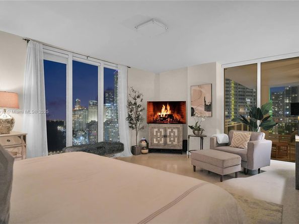 901 Brickell Key Blvd 2804, Miami FL 33131