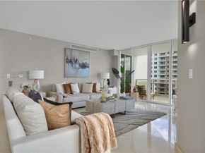 901 Brickell Key Blvd 2804, Miami FL 33131