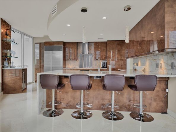 901 Brickell Key Blvd 2804, Miami FL 33131