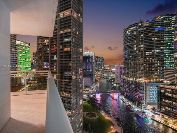 901 Brickell Key Blvd 2804, Miami FL 33131