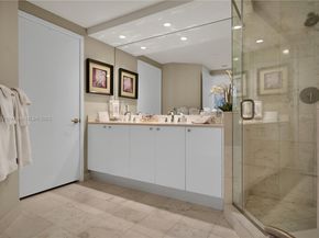 901 Brickell Key Blvd 2804, Miami FL 33131