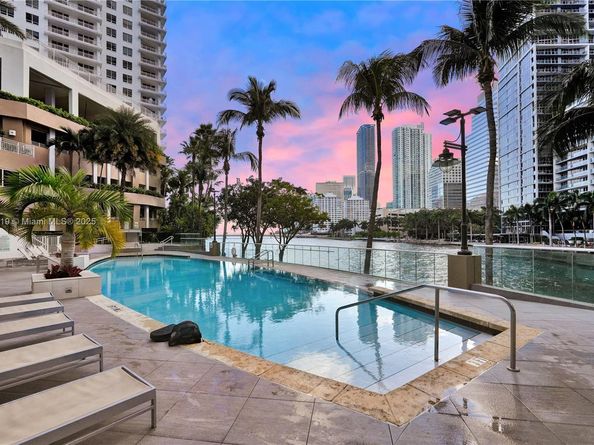 901 Brickell Key Blvd 2804, Miami FL 33131