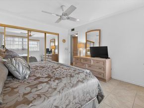 180 NE 12th Ave 15B, Hallandale Beach FL 33009