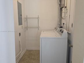 7056 SW 22nd St, Miami FL 33155