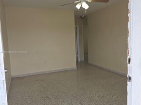 7056 SW 22nd St, Miami FL 33155