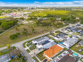 22811 SW 123rd Ave, Miami FL 33170
