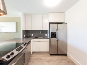 100 Bayview Dr 210, Sunny Isles Beach FL 33160