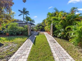 1410 NE 40th Ct, Pompano Beach FL 33064