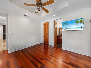 4065 Battersea Rd, Miami FL 33133