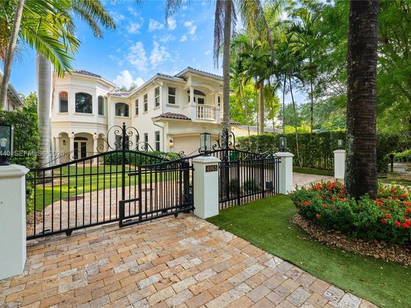 4065 Battersea Rd, Miami FL 33133