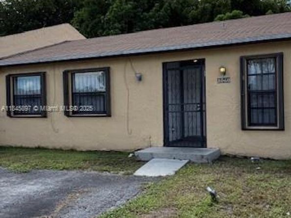 3060 NW 204th Ln, Miami Gardens FL 33056