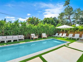 520 NW 41st St, Miami FL 33127