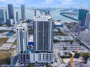 1600 NE 1st Ave 2708, Miami FL 33132