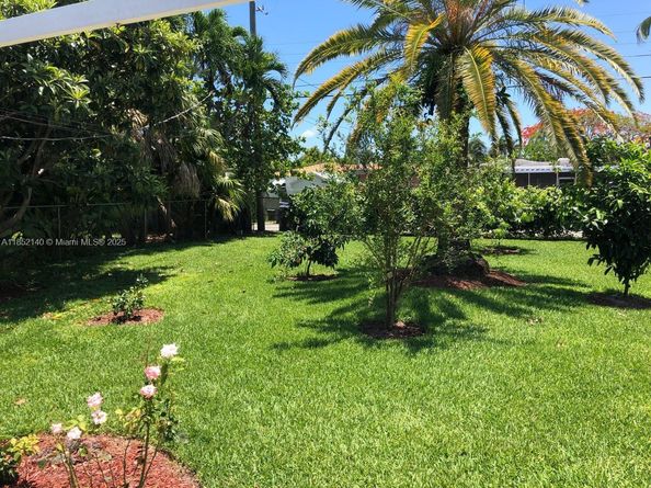 1538 Funston St, Hollywood FL 33020