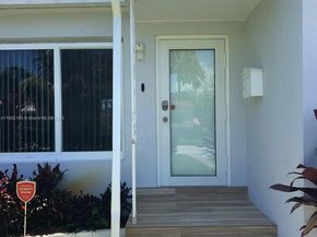 1538 Funston St, Hollywood FL 33020