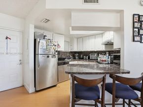 8363 Lake Dr 503, Doral FL 33166