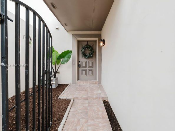 7354 SW 105th Pl, Miami FL 33173