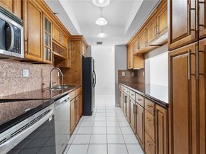 9725 NW 52nd St 520, Doral FL 33178