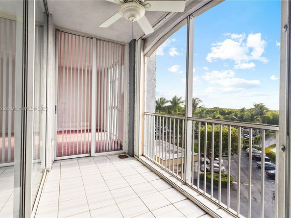 9725 NW 52nd St 520, Doral FL 33178