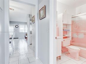 800 SW 10th Ter 20T, Hallandale Beach FL 33009