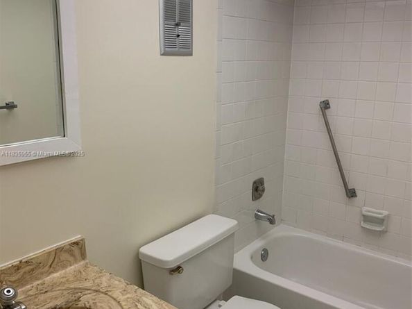7500 NW 17th St 109, Plantation FL 33313