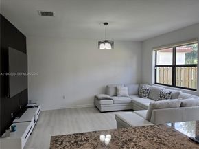 634 SE 37 Ave, Homestead FL 33033