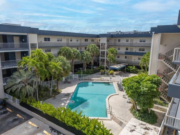 16750 NE 10th Ave 225, North Miami Beach FL 33162