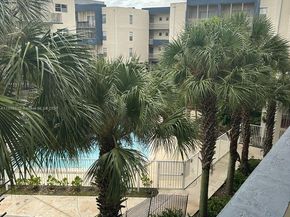 16750 NE 10th Ave 225, North Miami Beach FL 33162