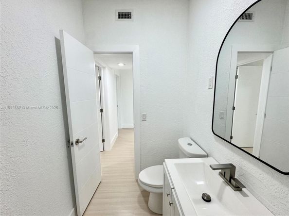 3101 NW 164th Ter, Miami Gardens FL 33054