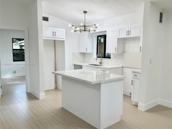 3101 NW 164th Ter, Miami Gardens FL 33054