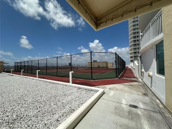 1755 E Hallandale Beach Blvd 1605E, Hallandale Beach FL 33009