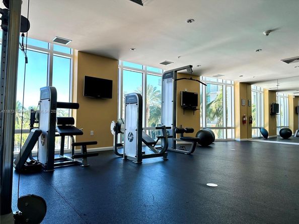 1755 E Hallandale Beach Blvd 1605E, Hallandale Beach FL 33009
