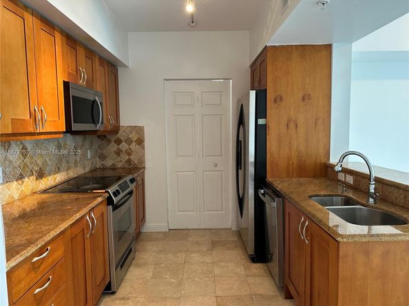 1755 E Hallandale Beach Blvd 1605E, Hallandale Beach FL 33009