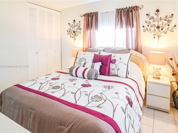 4441 NW 16th St J301, Lauderhill FL 33313