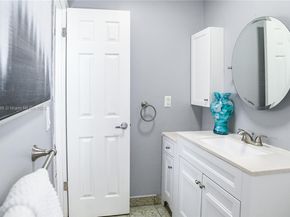 4441 NW 16th St J301, Lauderhill FL 33313