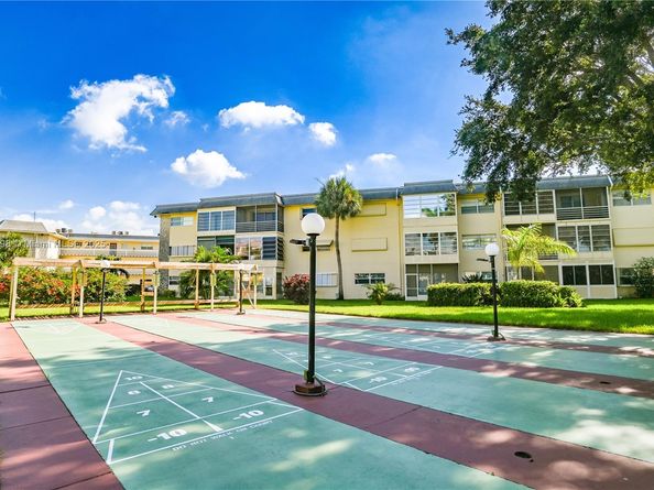 4441 NW 16th St J301, Lauderhill FL 33313
