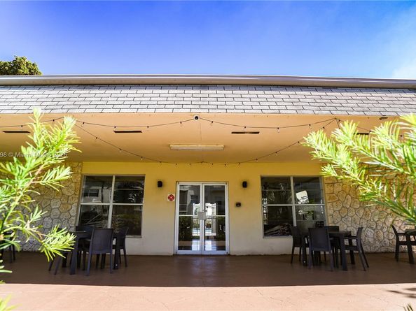 4441 NW 16th St J301, Lauderhill FL 33313