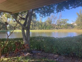 3080 N Course Dr 209, Pompano Beach FL 33069