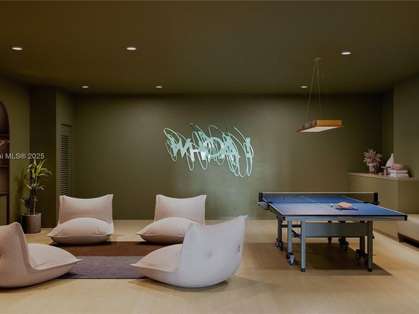 101 Diplomat Pkwy 901, Hallandale Beach FL 33009