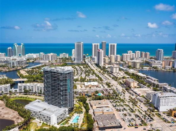 101 Diplomat Pkwy 901, Hallandale Beach FL 33009