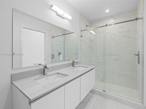 101 Diplomat Pkwy 901, Hallandale Beach FL 33009