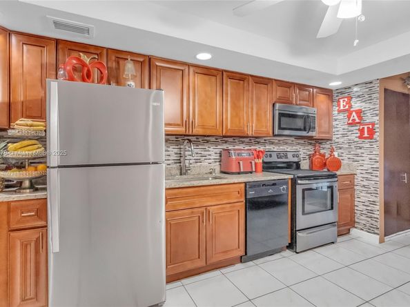 830 E 12th Pl, Hialeah FL 33010