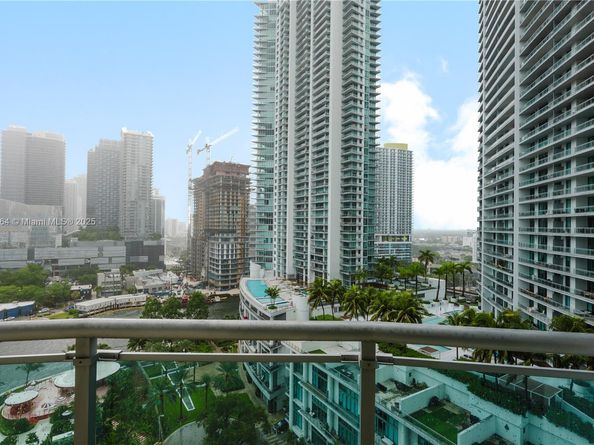 350 S Miami Ave 1814, Miami FL 33130