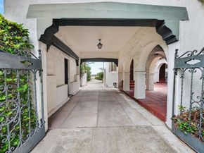 2798 McConnel, Los Angeles CA 90064
