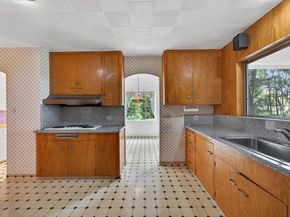 2798 McConnel, Los Angeles CA 90064