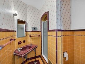 2798 McConnel, Los Angeles CA 90064