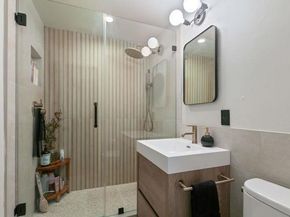 1710 Valley Place, Carlsbad CA 92008