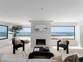 100 Coast Boulevard
