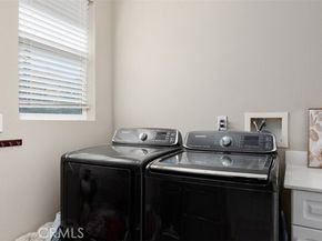 2381 Douglaston Glen, Escondido CA 92026