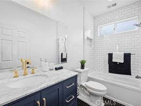 7422 valaho, Tujunga (los Angeles) CA 91042